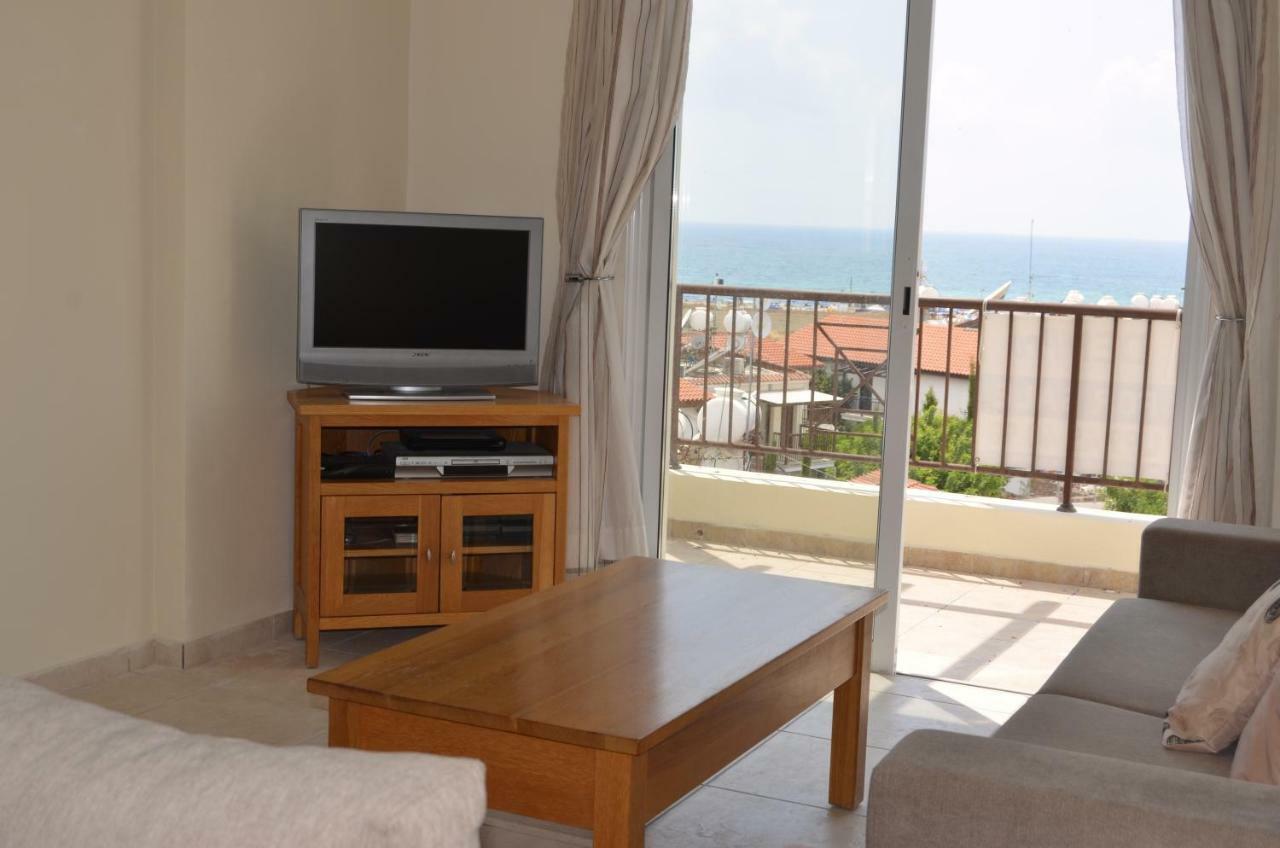 Apartamento Caiti'S Place Paphos Exterior foto