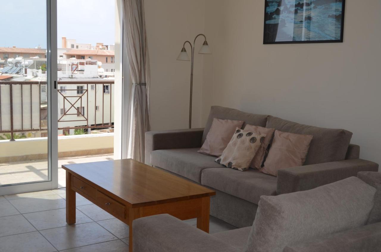 Apartamento Caiti'S Place Paphos Exterior foto
